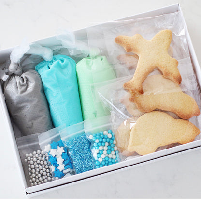 Cars and Planes DIY cookie kit, includes everything you need to make your own gorgeous cookies.